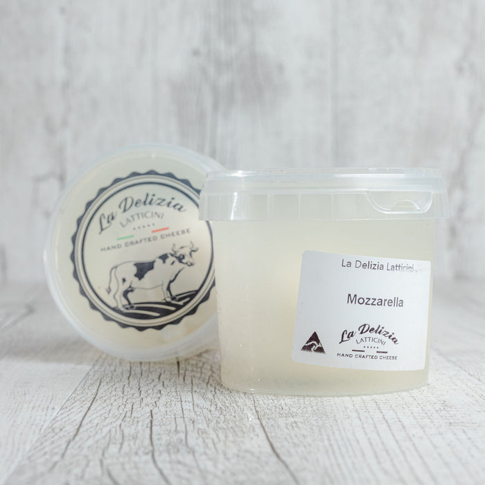 Mozzarella- La Delizia Latticini
